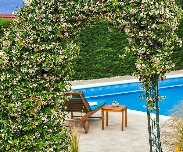 *****pool House With Beautiful Seaview,big Garden And Old Tavern*****