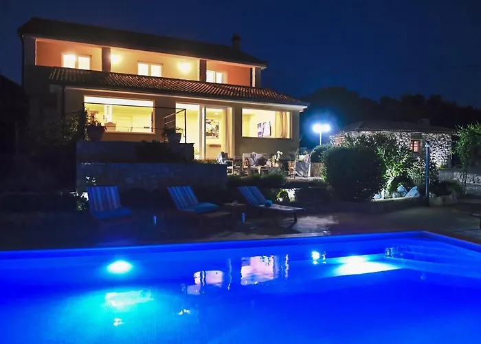 Villa *****pool House With Beautiful Seaview,big Garden And Old Tavern*****